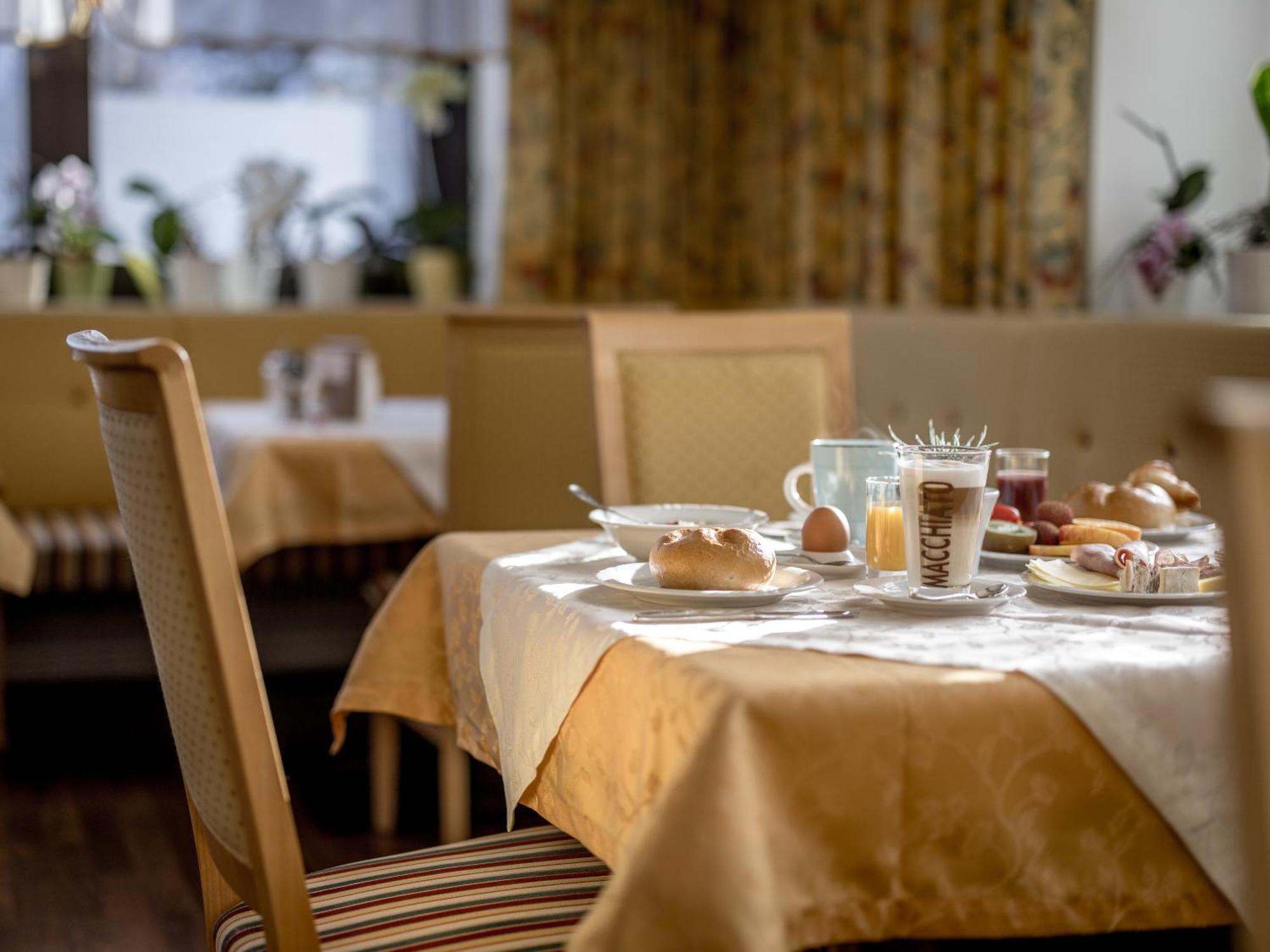 Hotel Garni Europa Sankt Anton am Arlberg Dış mekan fotoğraf