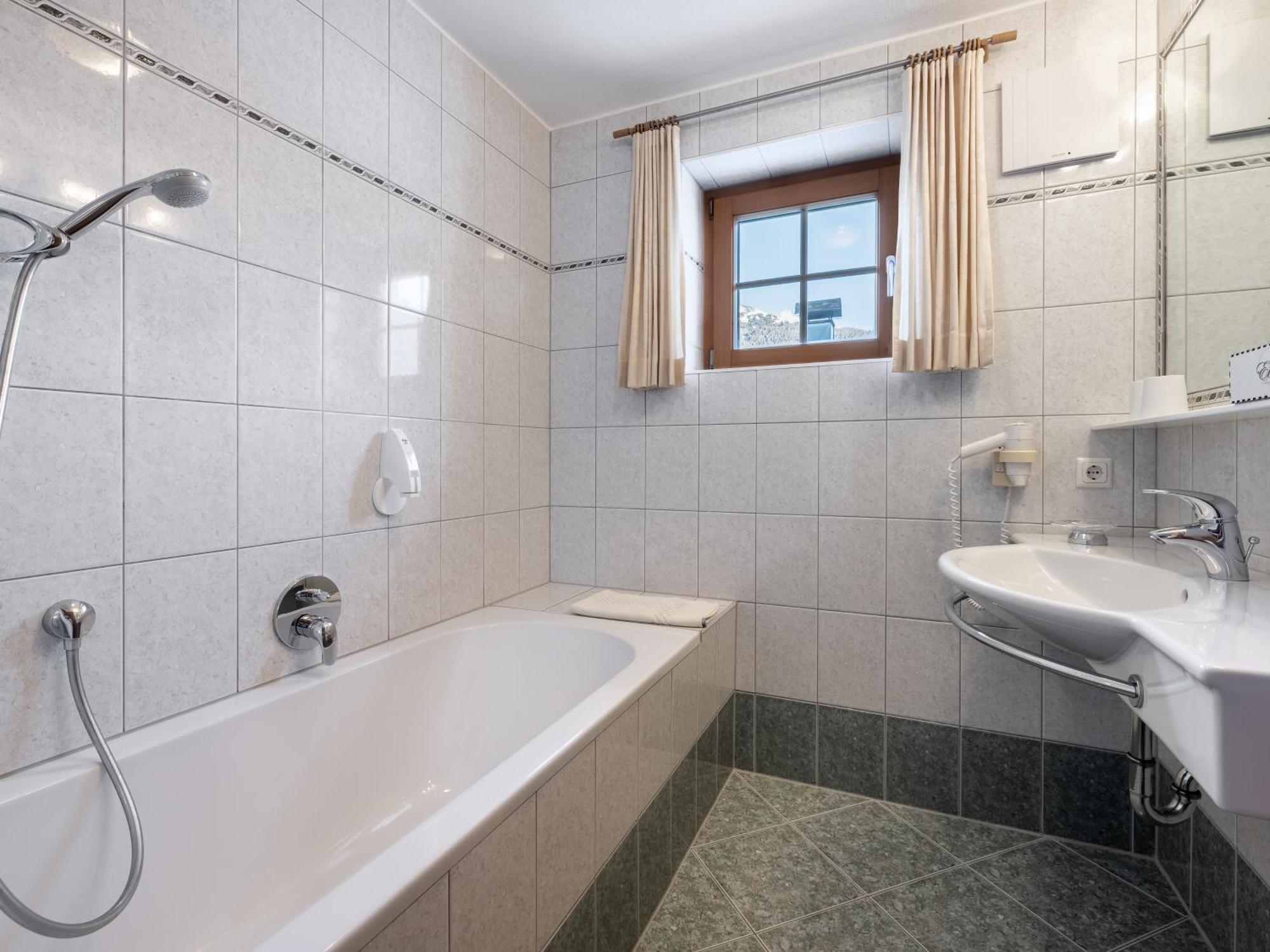 Hotel Garni Europa Sankt Anton am Arlberg Dış mekan fotoğraf